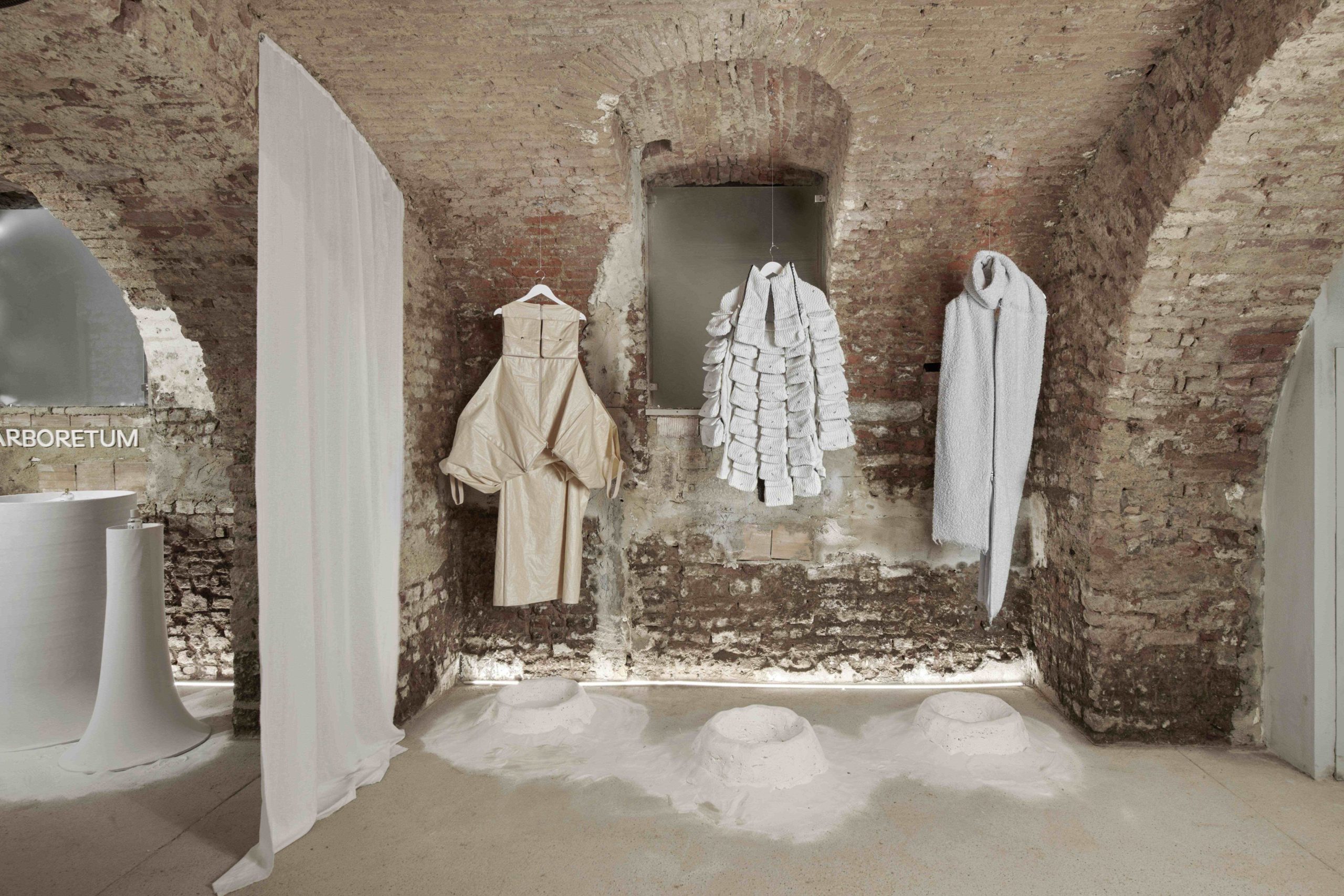 DZHUS FW23-24 на Milan Design Week