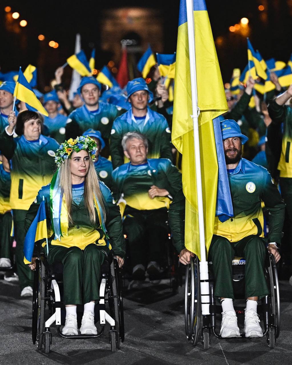 VIKTORANISIMOV created a ceremonial uniform for the Ukrainian Paralympic team