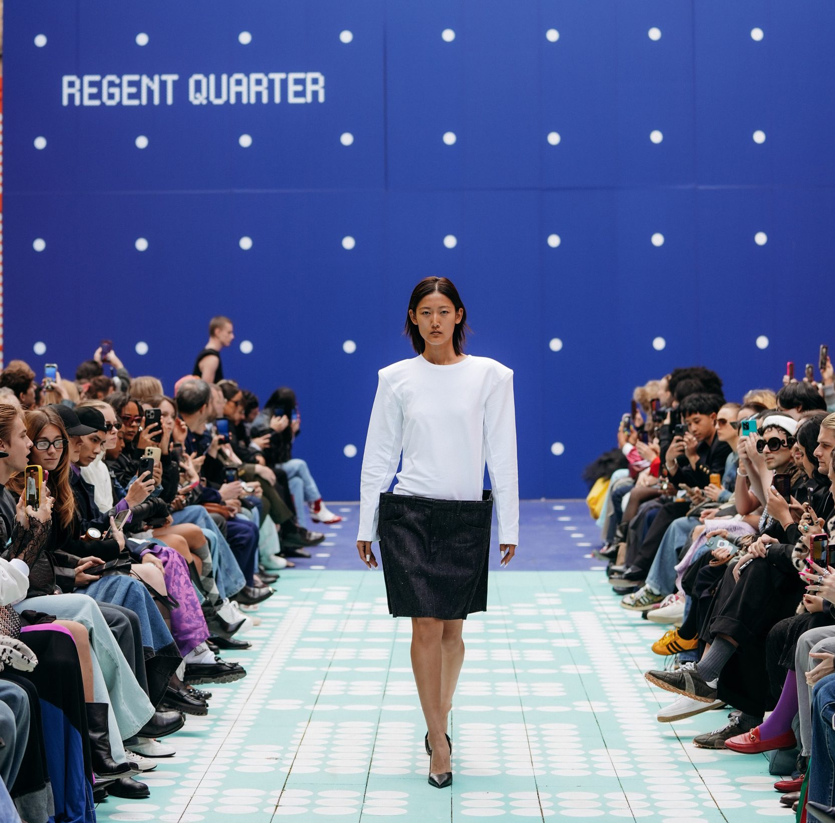 KSENIASCHNAIDER SS26 на London Fashion Week